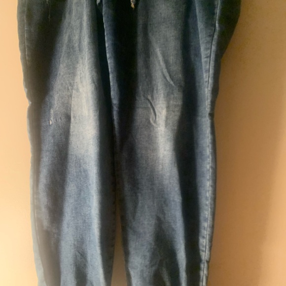 Pants - Picture 3 of 5